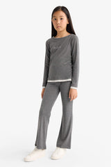 Girls Two-Piece Set: Printed Long-Sleeve T-shirt and Sweatpants