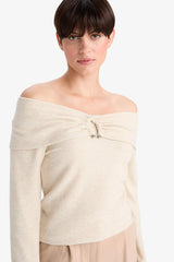 Slim Fit, Narrow Cut, Off-Shoulder Long-Sleeve T-Shirt