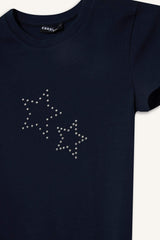 تيشيرت نص كم ريبانا بطبعة نجم مخصر