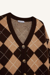 Regular Fit V-Neck Diamond Pattern Buttoned Cardigan