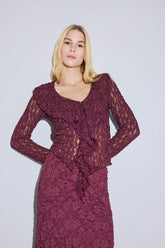 Slim Fit Slim Cut V Neck Flounce Lace Long Sleeve Blouse