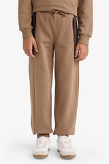 Boys Cargo Fit Sweatpants with Elastic Waistband
