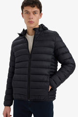 Waterproof Slim Fit Slim Cut Hooded Zippered Puffer Jacket