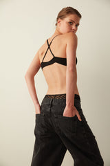 ملابس داخلية حمالة صدر سوداء مرنة بدون سلك