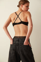 ملابس داخلية حمالة صدر سوداء مرنة بدون سلك