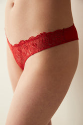 بانتي على شكل حرف V احمر برازيليان زهرة اللوتس