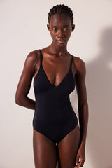 Basic New High Leg Black Suit