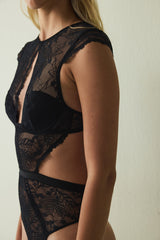 Black Flashy Underwired Lace Short-Sleeved Bodysuit