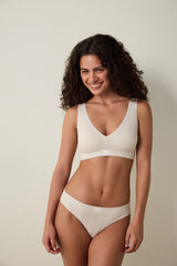 Seamless Non-wired Thick Strap Bra