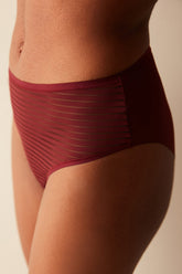 سروال داخلي هاي رايز من اسينشيال