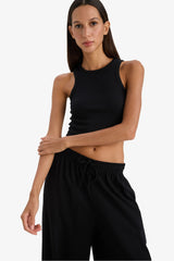 Slim Fit Camisole Halter Collar Tank Top