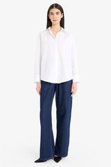 Oversized shirt with long sleeves, shirt collar and poplin