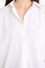Oversized shirt with long sleeves, shirt collar and poplin