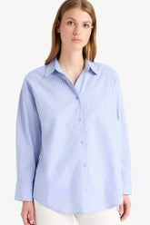 Oversized long-sleeved shirt