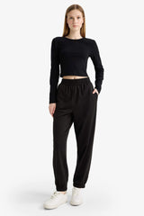 Cool Jogger Sweatpants with Printed Elastic Waist and Pockets