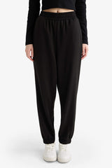 Cool Jogger Sweatpants with Printed Elastic Waist and Pockets