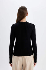 Regular Fit Crew Neck Knitted Buttoned Black Knitted Pullover