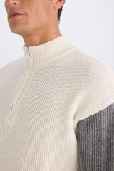 Relax Fit Color Block Stand Collar Half Zipper Knitwear Sweater