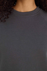 Oversized, loose fit, crew neck, basic, simple thick sweatshirt