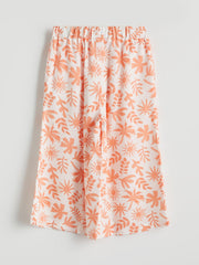 LCW Kids Elastic Waist Girls Capri