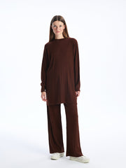 بنطلون نسائي بخصر واسع و ارجل واسعة