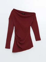 XSIDE
Claret Red Boat Neck Women's Bodysuit