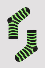 تنورة بأربع خطوط