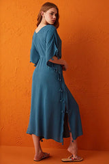 فستان إلبيس الشريرة