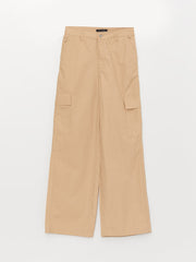 بنطلون نسائي مع أرجل واسعة مستقيم ومريح