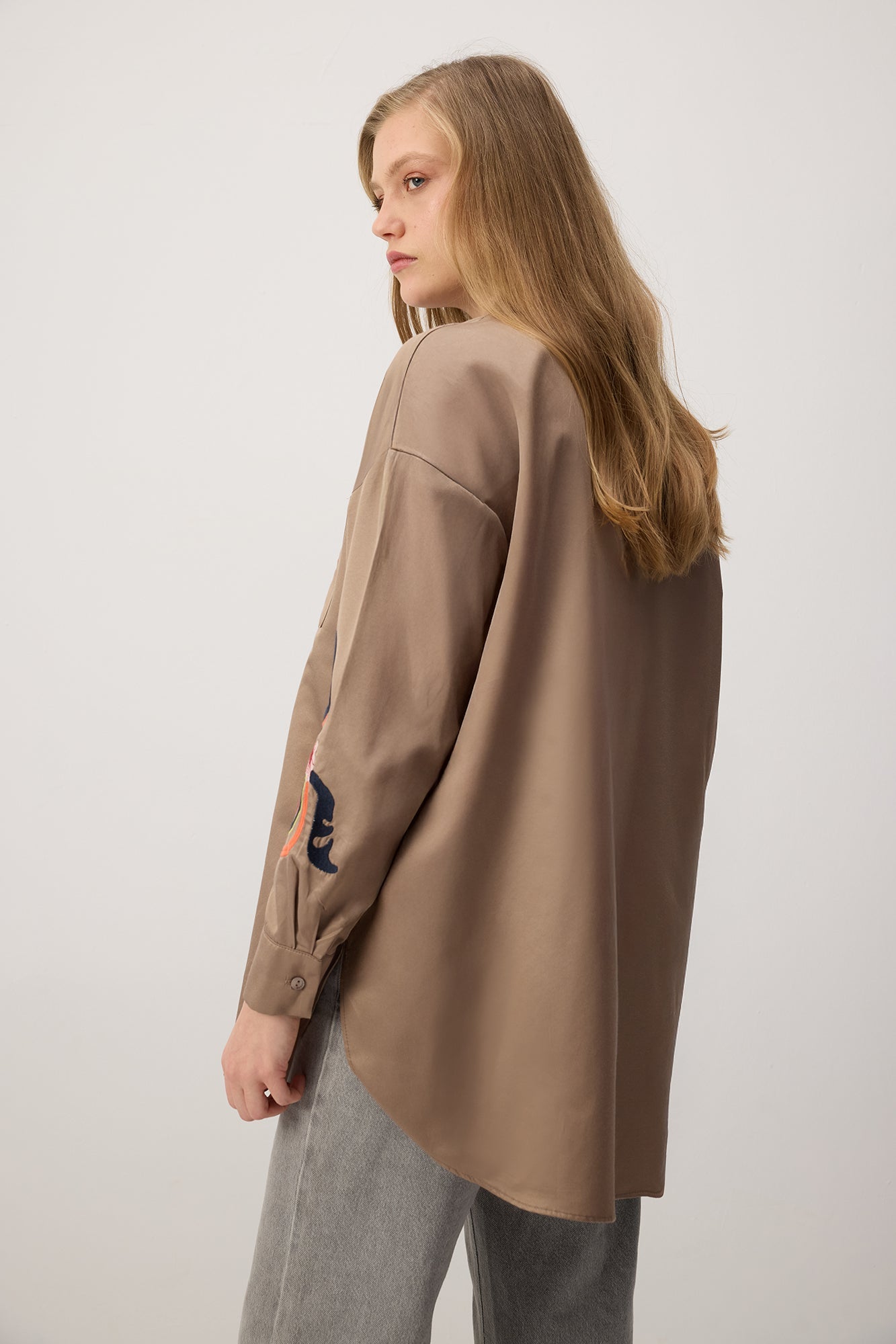 Embroidery Detailed Shirt