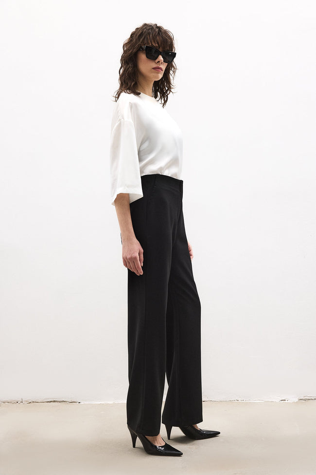 Crepe Pants With Elastic Waistband Main Image