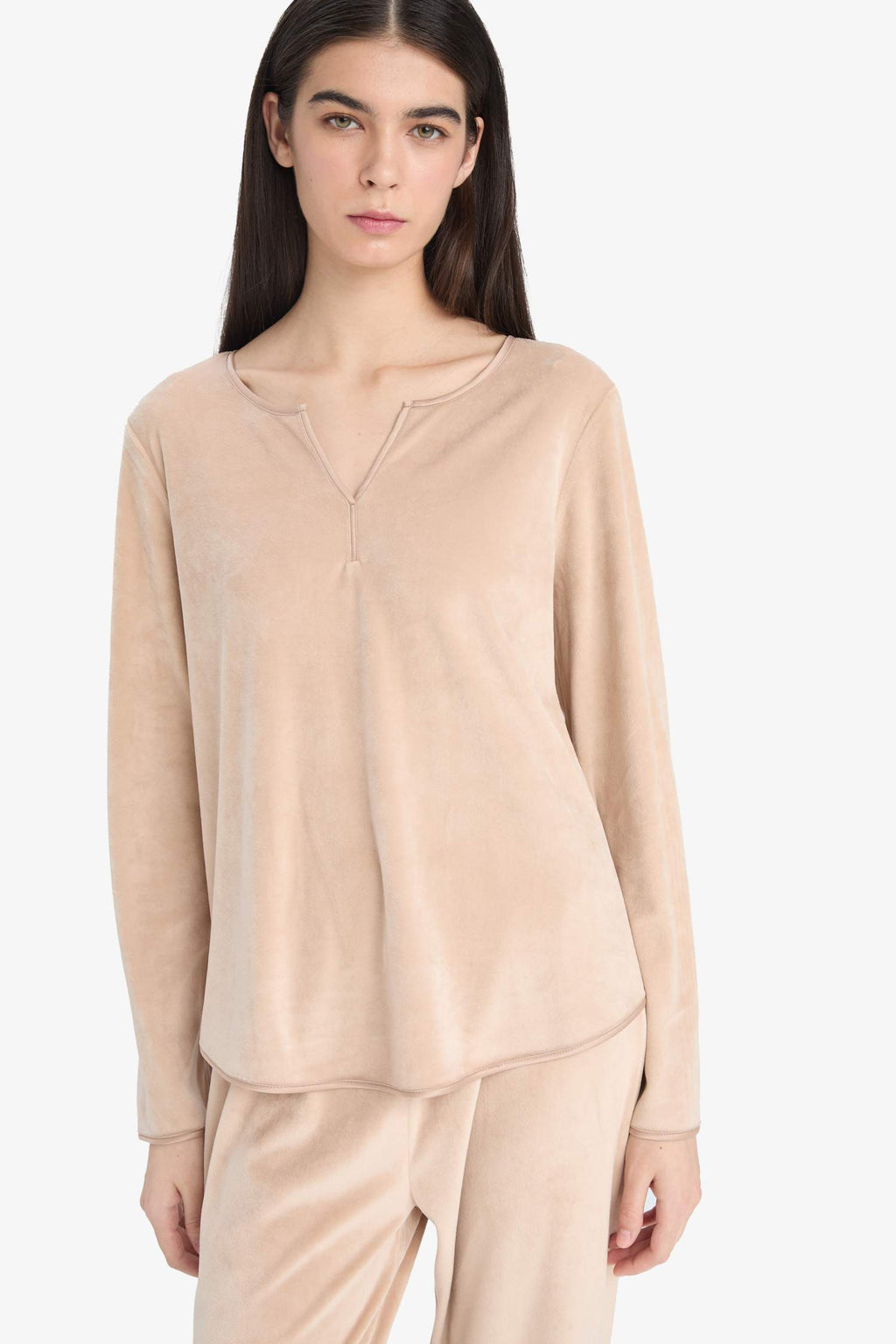 Pajama Set Regular Fit Long Sleeve Velour Top Long Bottom-Fall in Love