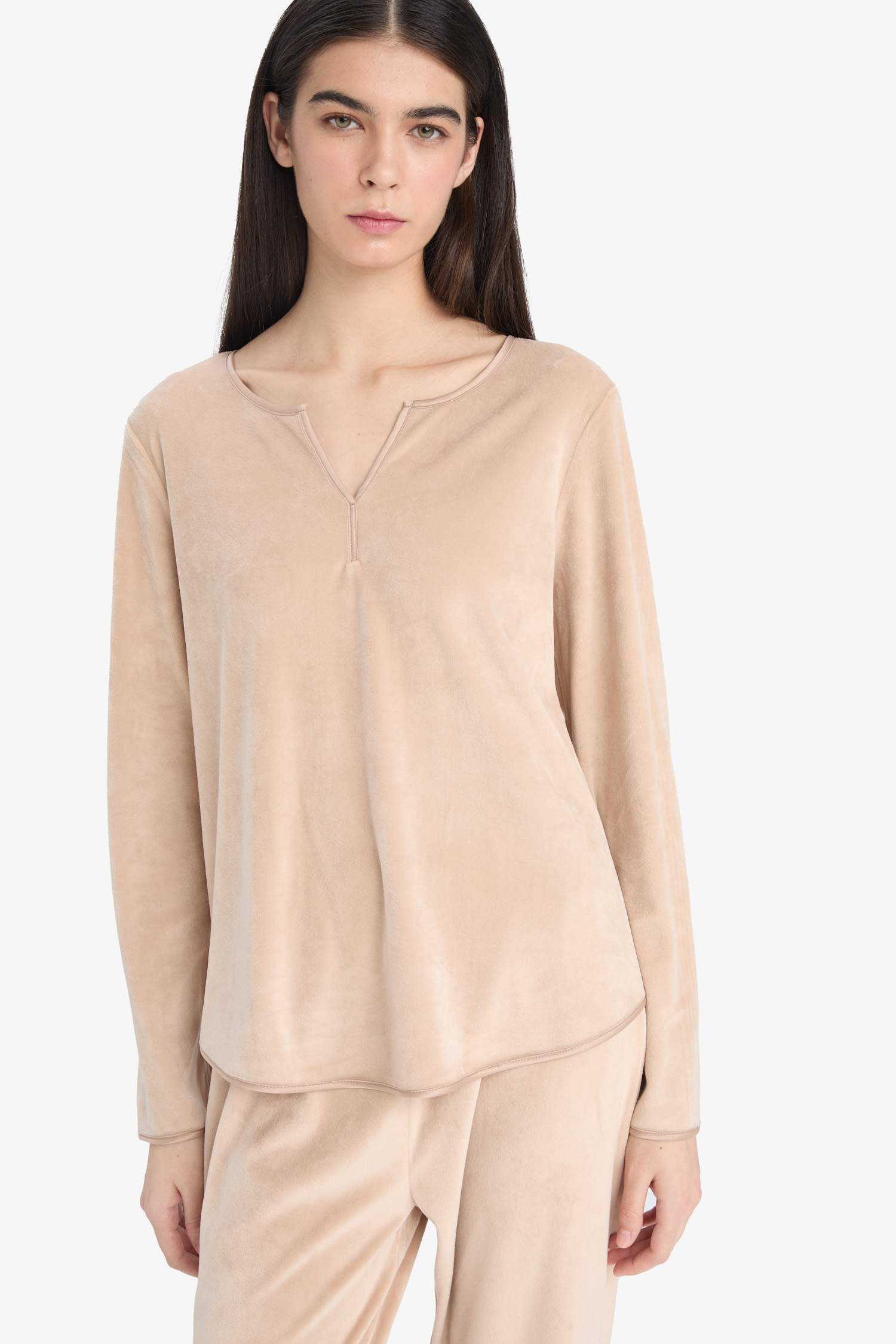 Pajama Set Regular Fit Long Sleeve Velour Top Long Bottom-Fall in Love