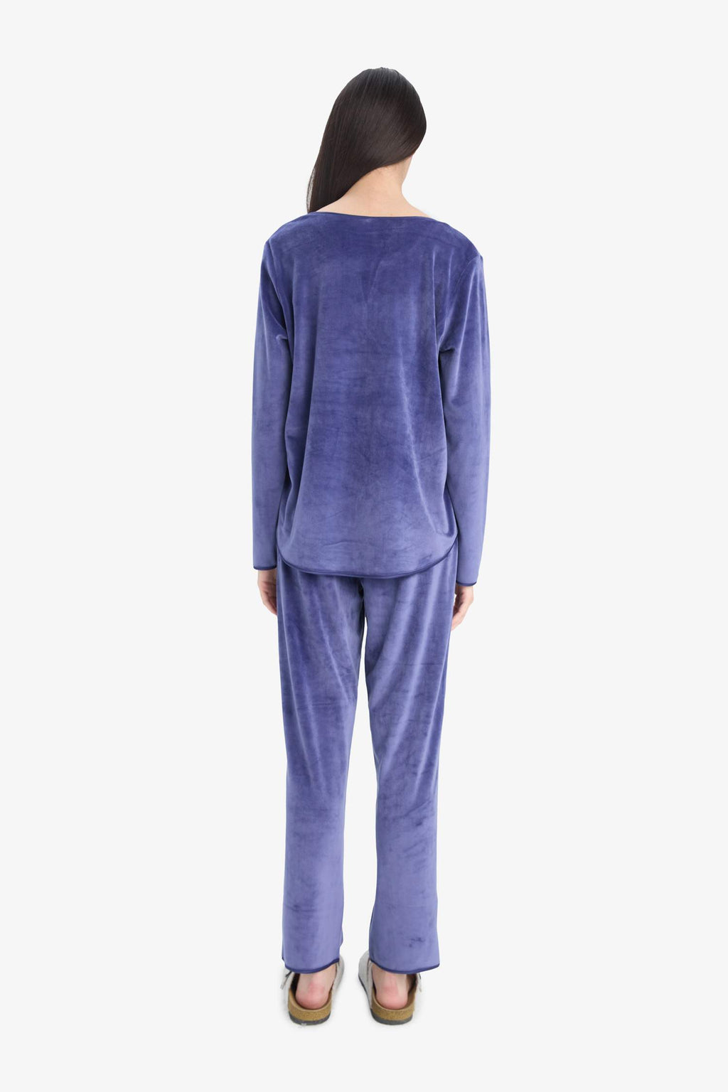 Pajama Set Regular Fit Long Sleeve Velour Top Long Bottom-Fall in Love