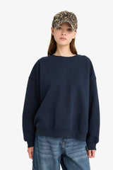Coool oversized wide fit crew neck thick fabric sweatshirt