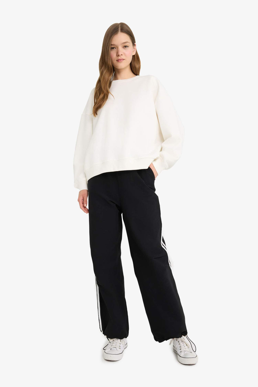 Coool oversized wide fit crew neck thick fabric sweatshirt