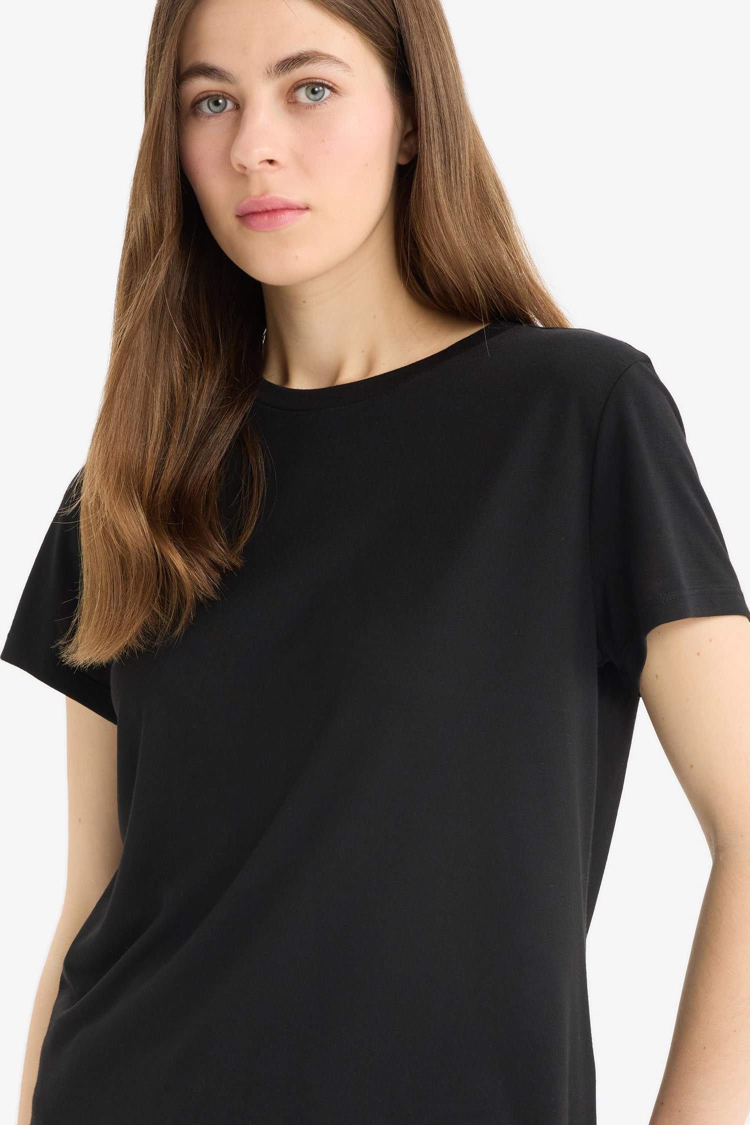 Regular Fit Crew Neck Basic T-Shirt