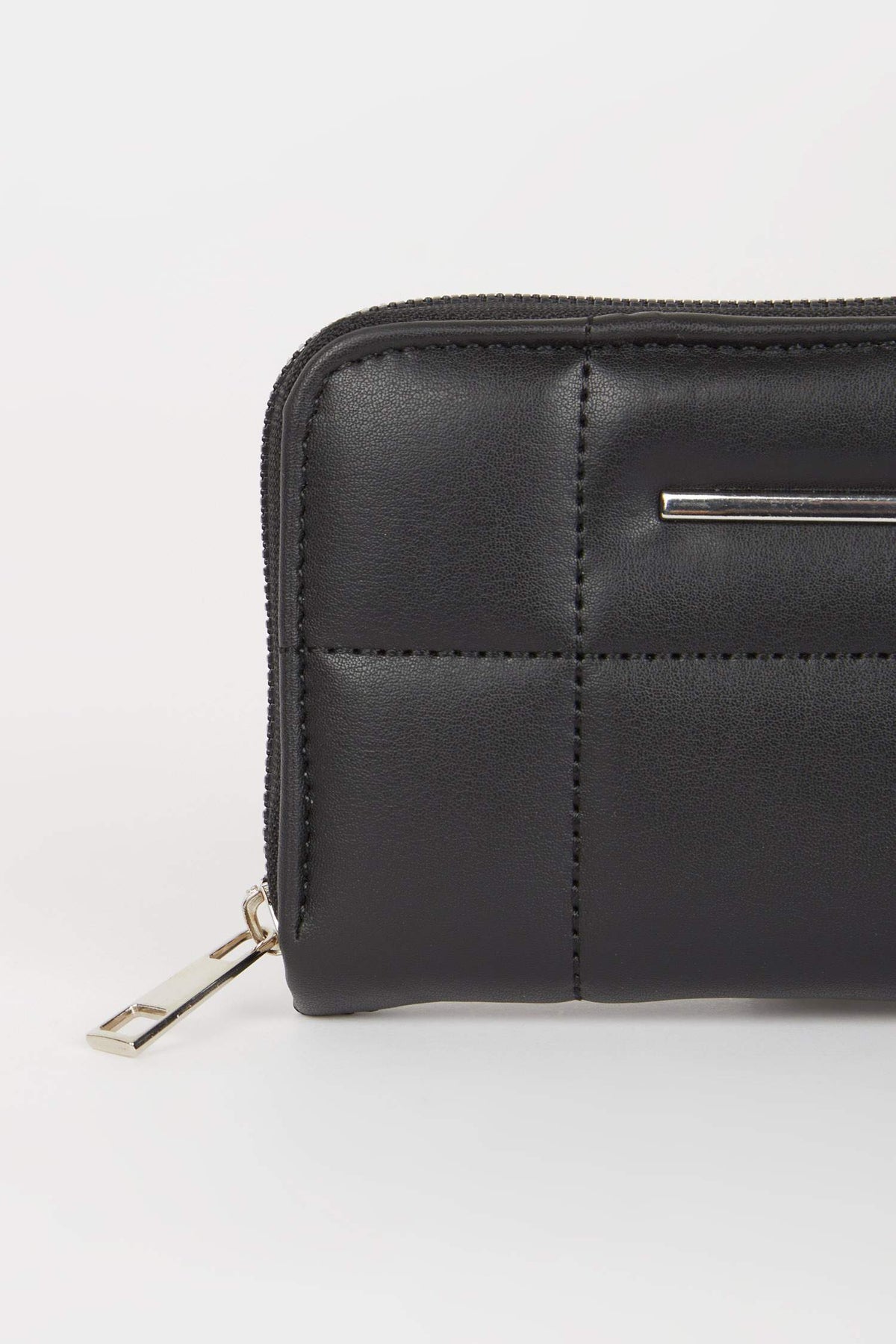 Women's Faux Leather Wallet