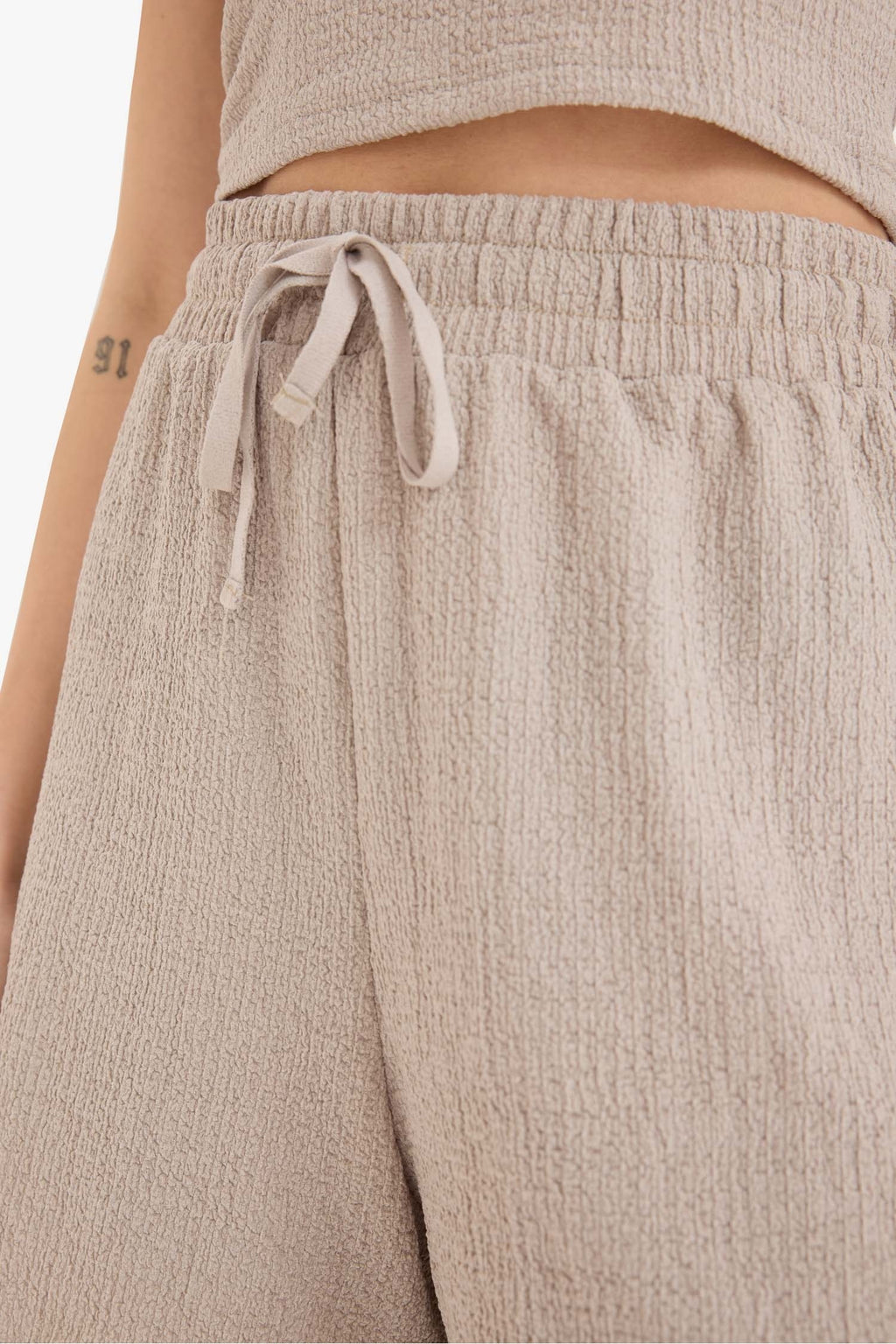Loose Fit Crepe Shorts
