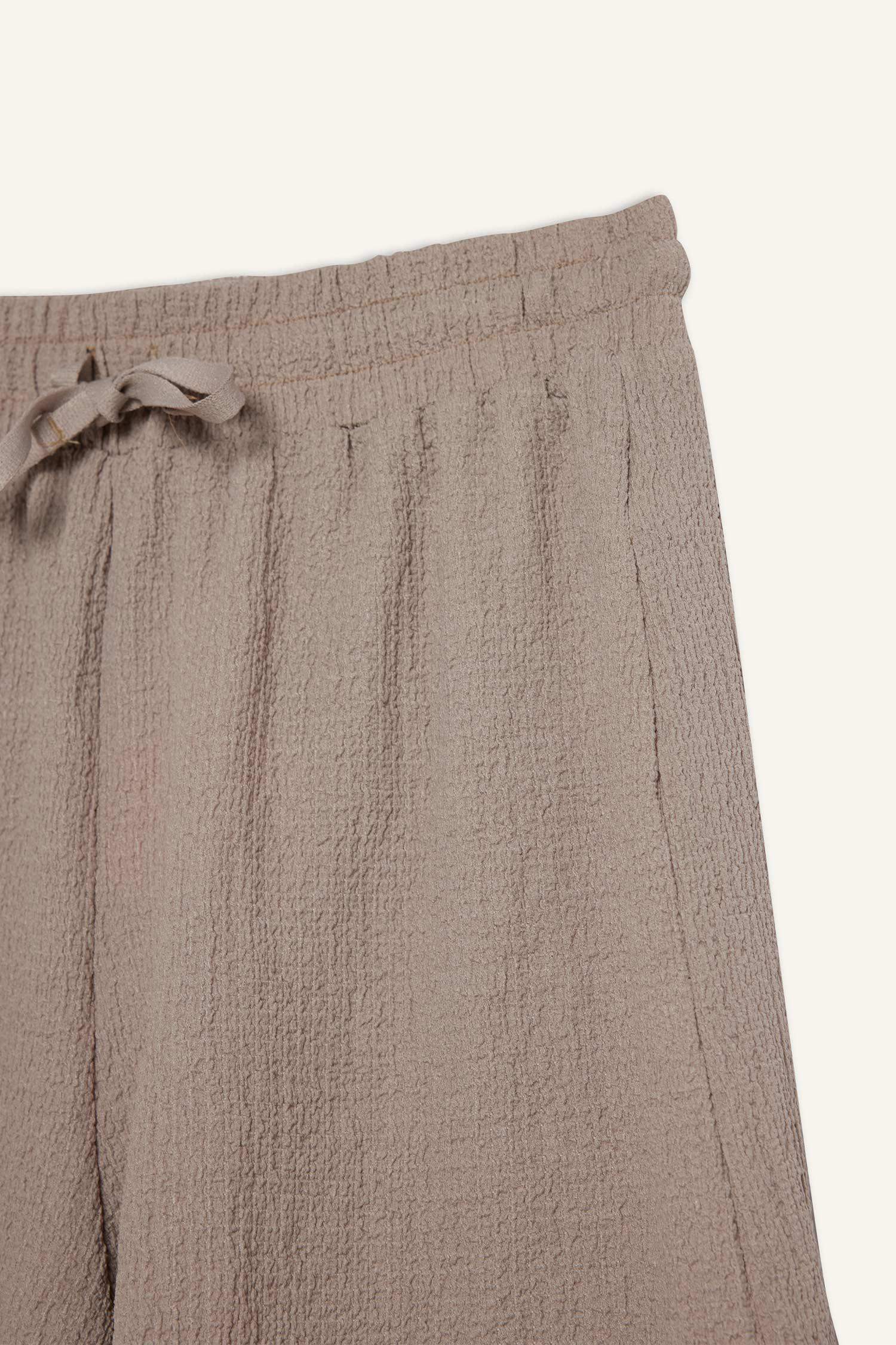 Loose Fit Crepe Shorts