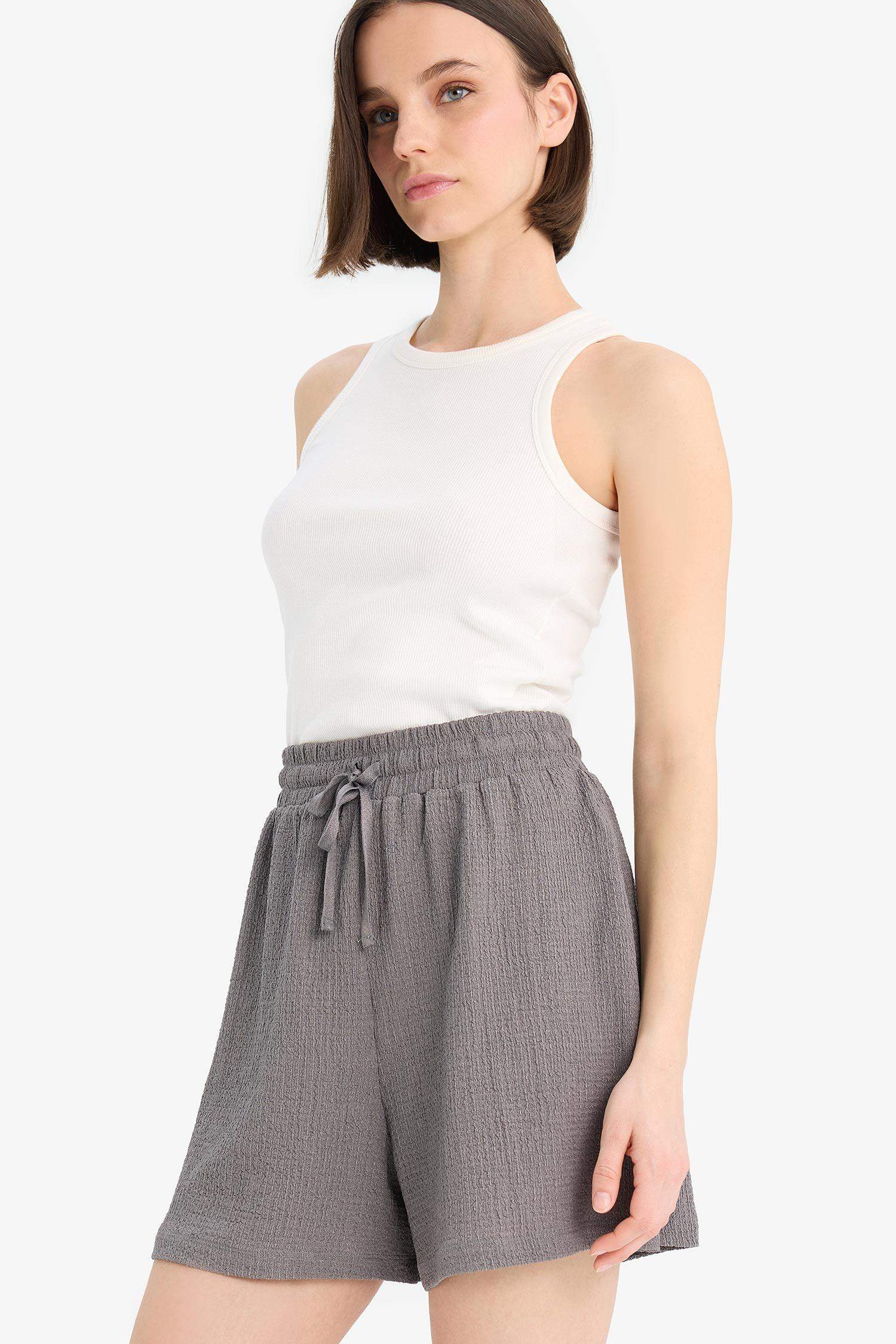 Loose Fit Crepe Shorts