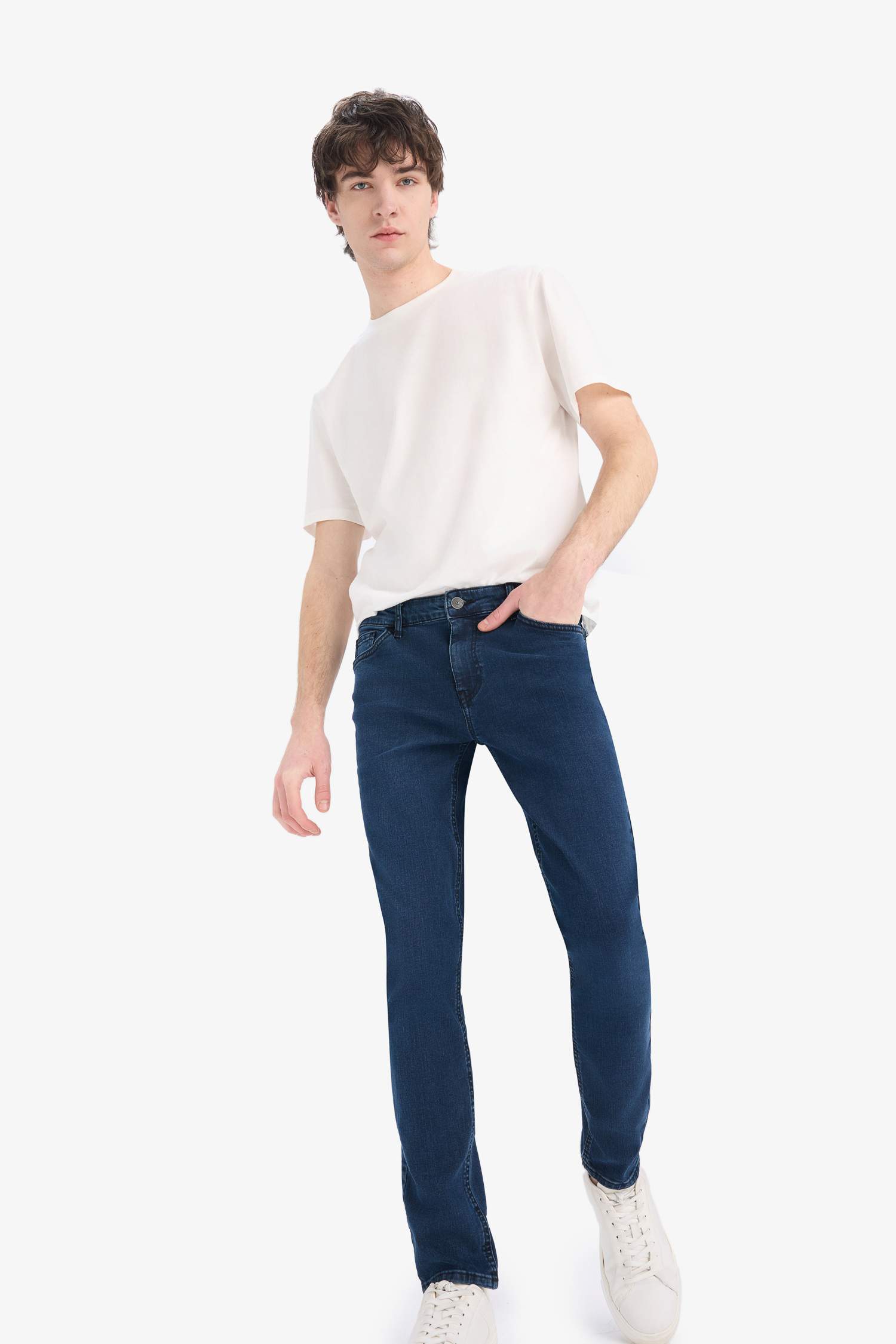 Pedro Slim Fit Normal Waist Jeans