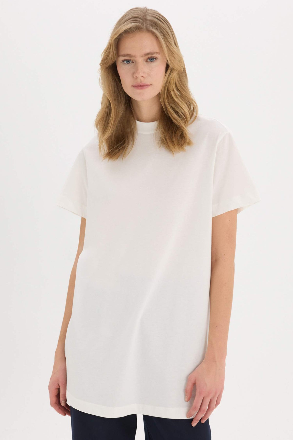 Regular Fit Crew Neck Short Sleeve Tunic