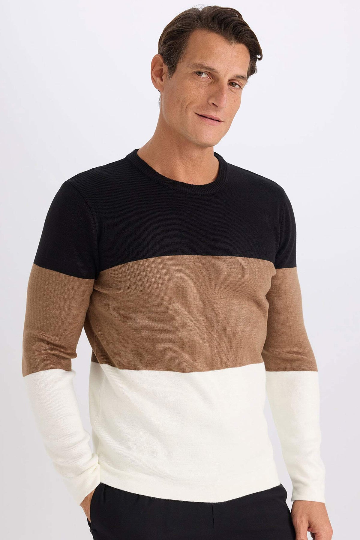 Standard Fit Regular Cut Striped Crew Neck Knitwear Sweater