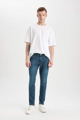 Pedro Slim Fit Normal Waist Narrow Leg Jeans