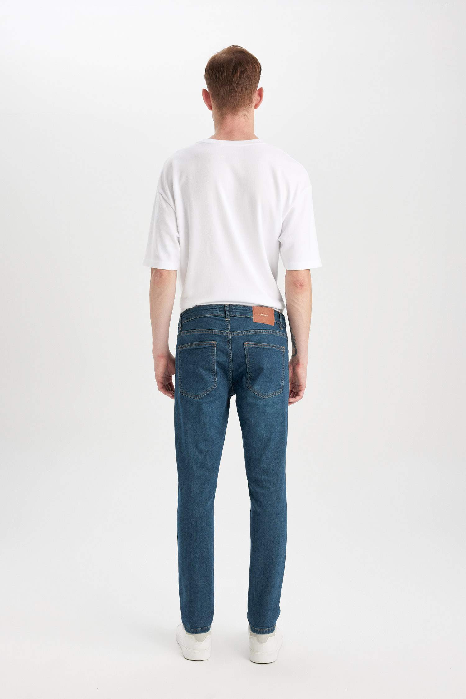 Pedro Slim Fit Normal Waist Narrow Leg Jeans