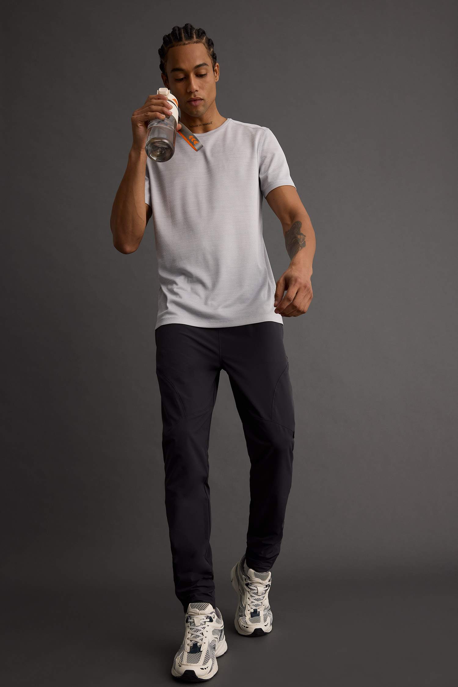 DeFactoFit Slim Fit Slim Cut Double Pocket Woven Jogger Sweatpants