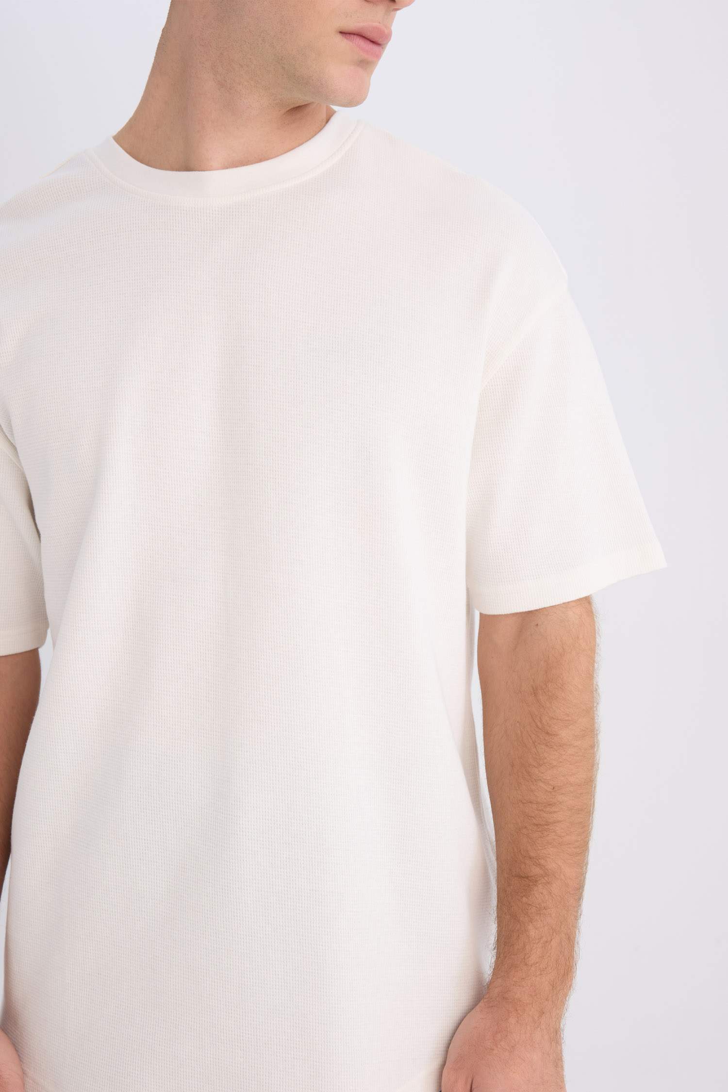 Boxy Fit Crew Neck Short Sleeve Basic Waffle T-Shirt