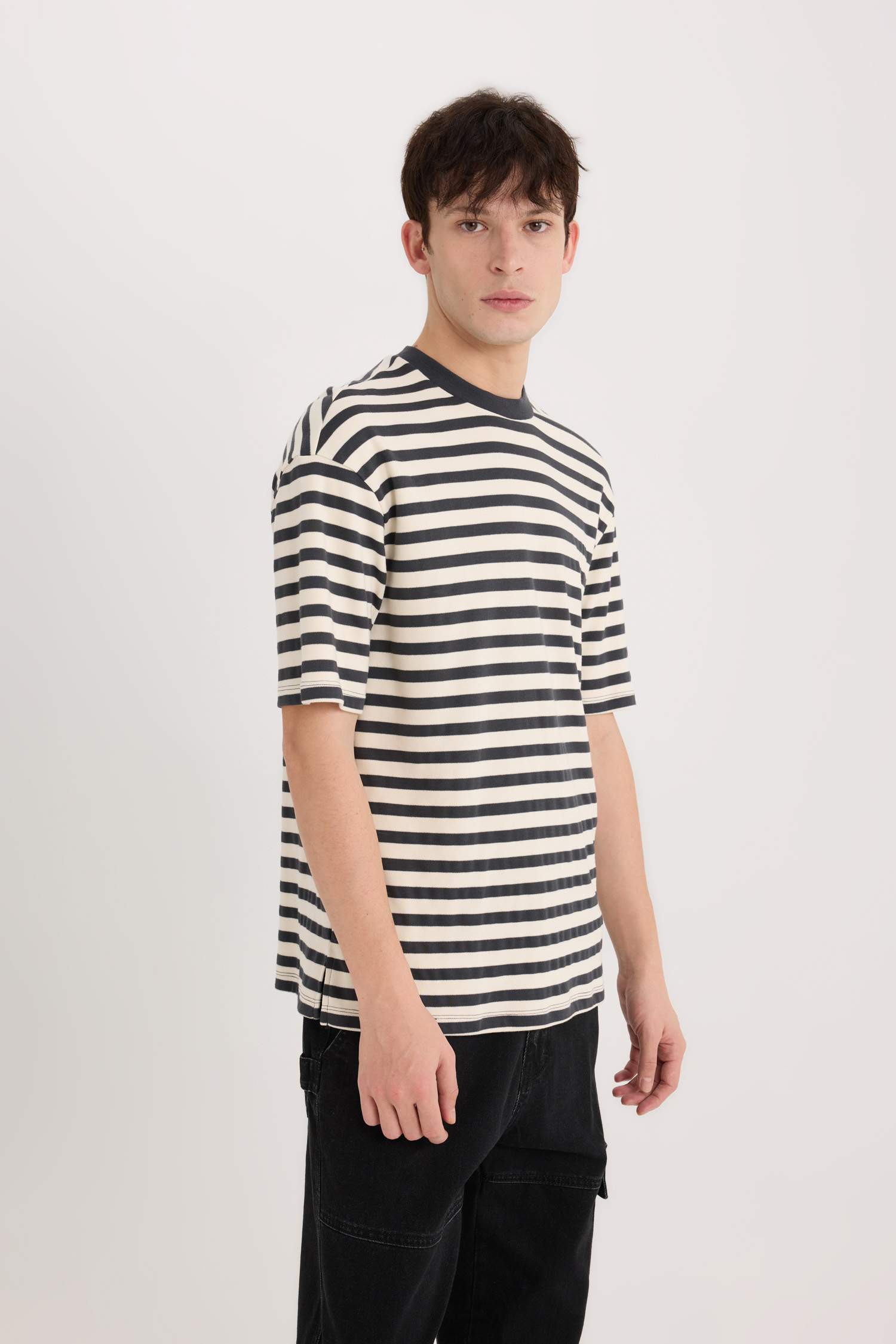 Boxy Fit Crew Neck Striped T-Shirt