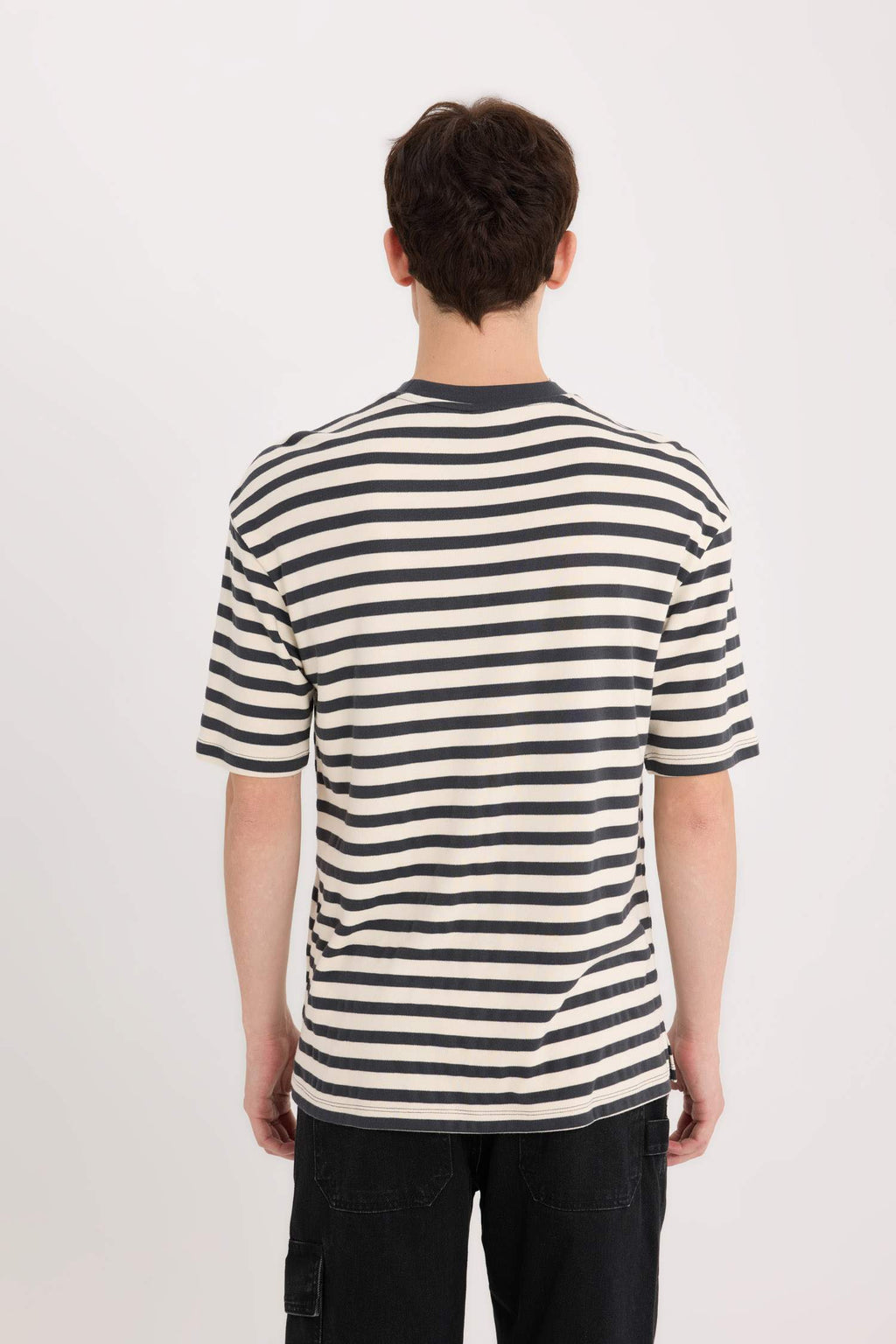 Boxy Fit Crew Neck Striped T-Shirt